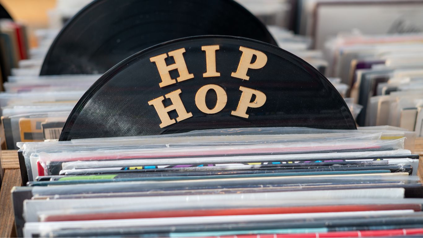 Mehr über den Artikel erfahren Wu-Tang Name Generator: Erstellen Sie Ihren eigenen Clan-Namen
